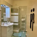 Charm Apartment *